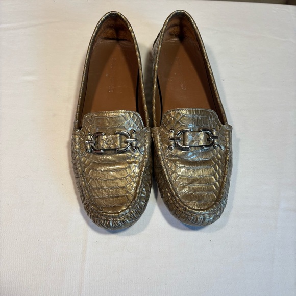 Donald J. Pliner Gold Textured Women's Loafers - Picture 1 of 7
